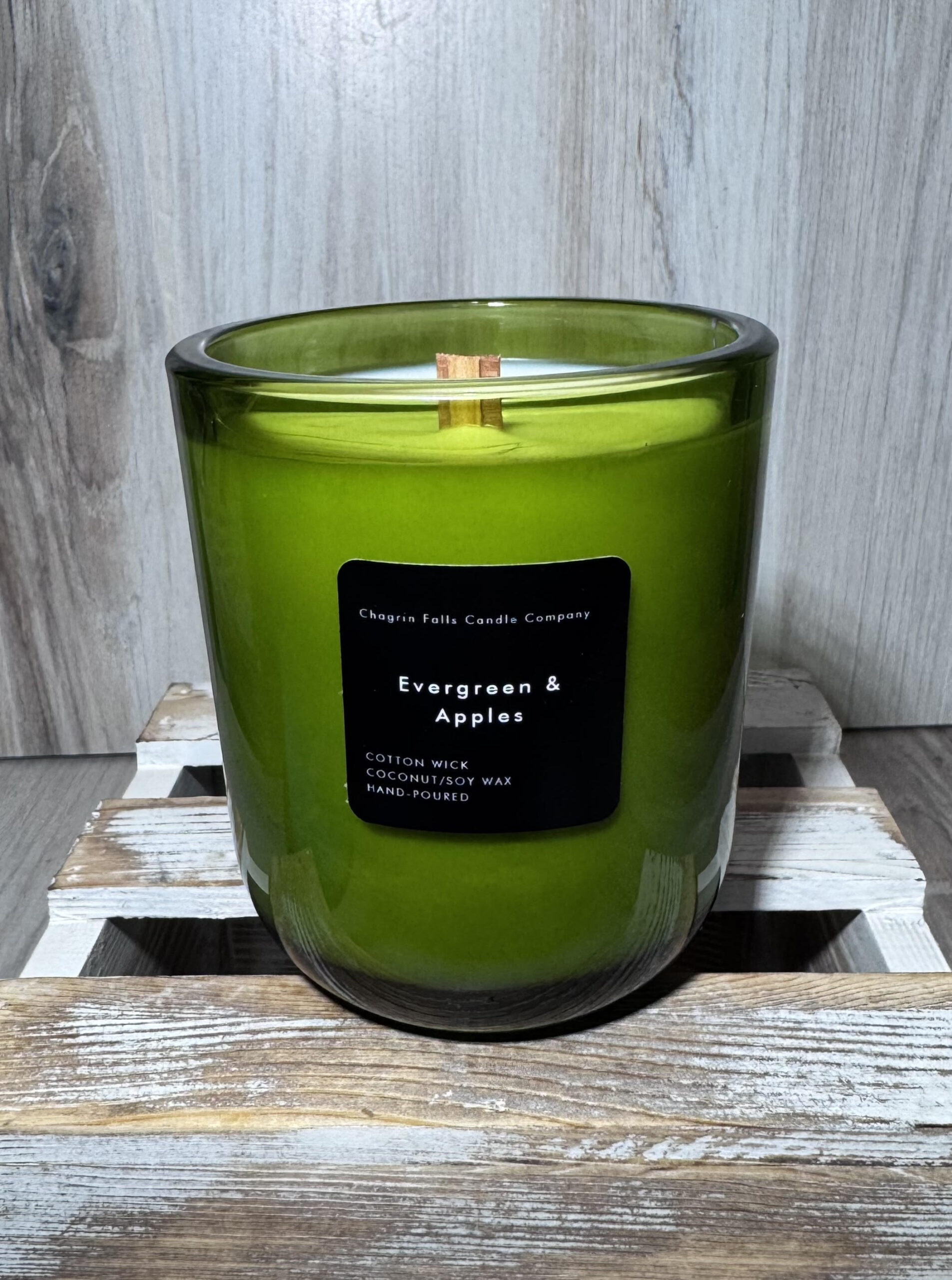 Evergreen & Apples Candle